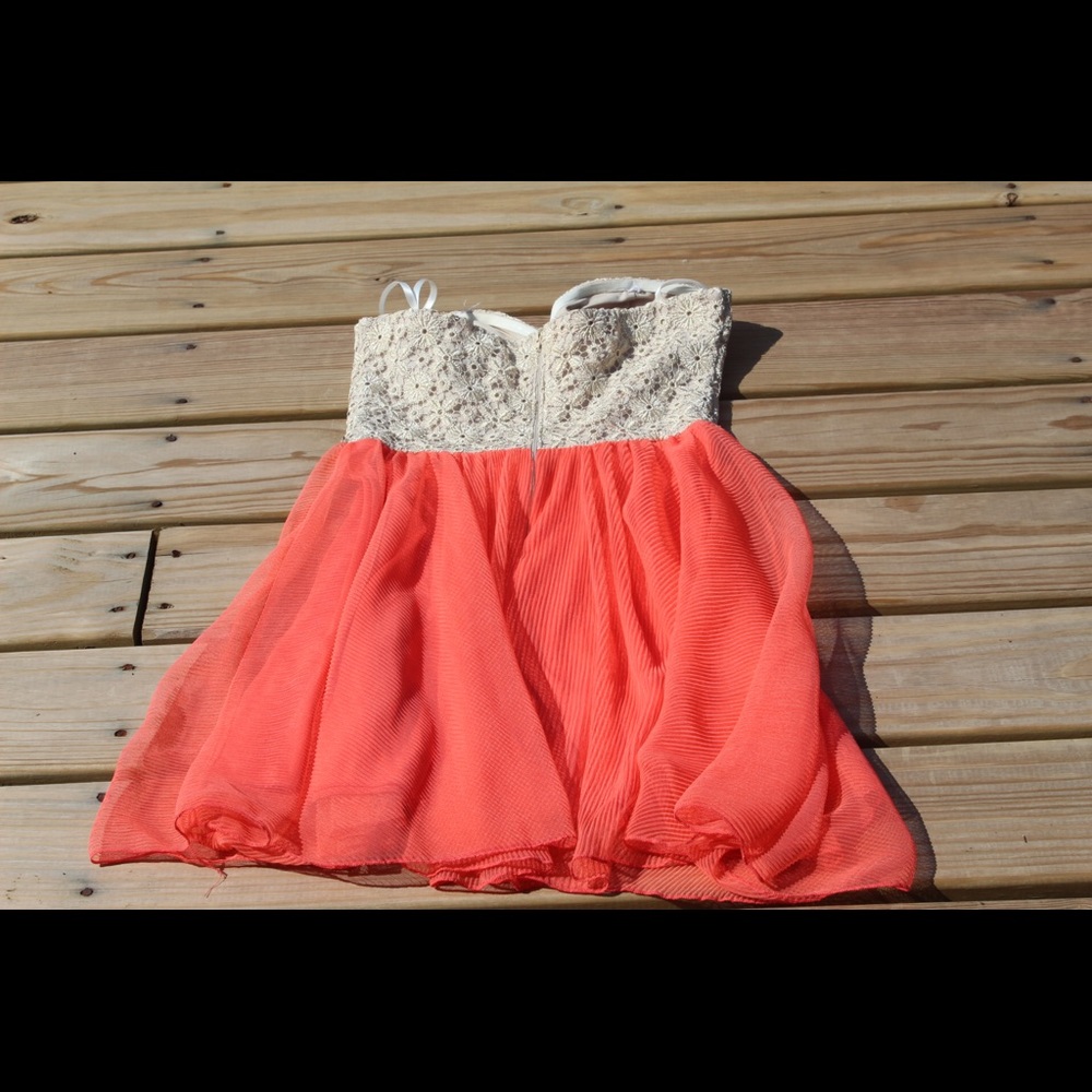 Pink Dress - Picture 2 of 2